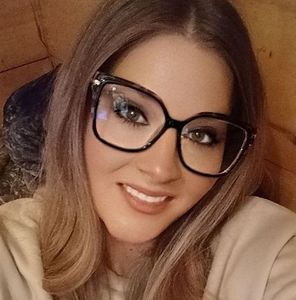 Meet your Posher, Rebekah